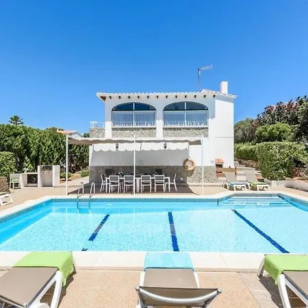 Binibequer Vell Sleeps 15 Pool Wifi