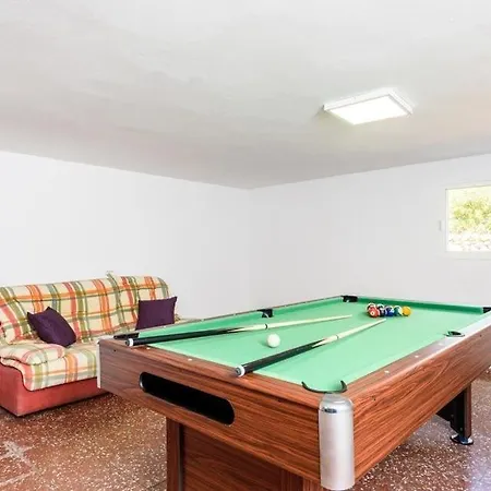 Villa Binibequer Vell Sleeps 15 Pool Wifi Binibeca