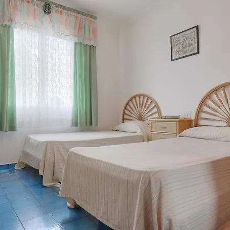Binibequer Vell Sleeps 15 Pool Wifi